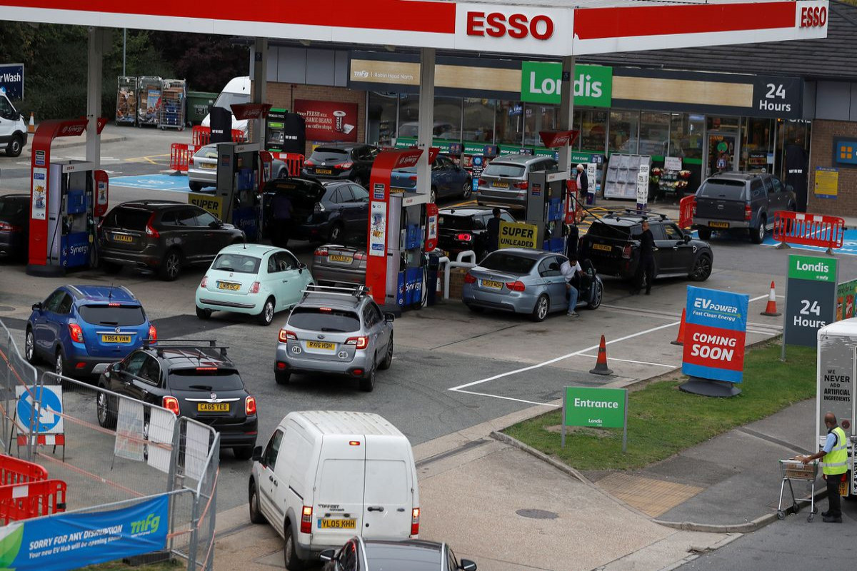 BP says nearly a third of its UK fuel stations running on empty