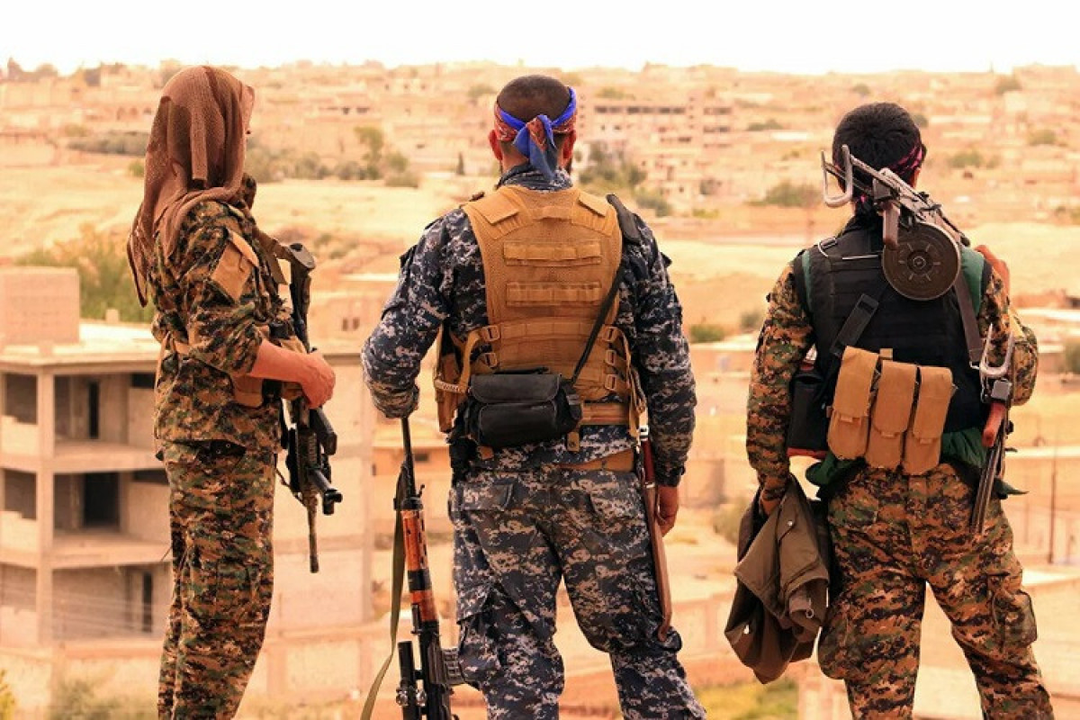 Suriyada silahlılar 15 müəllimi qaçırıblar