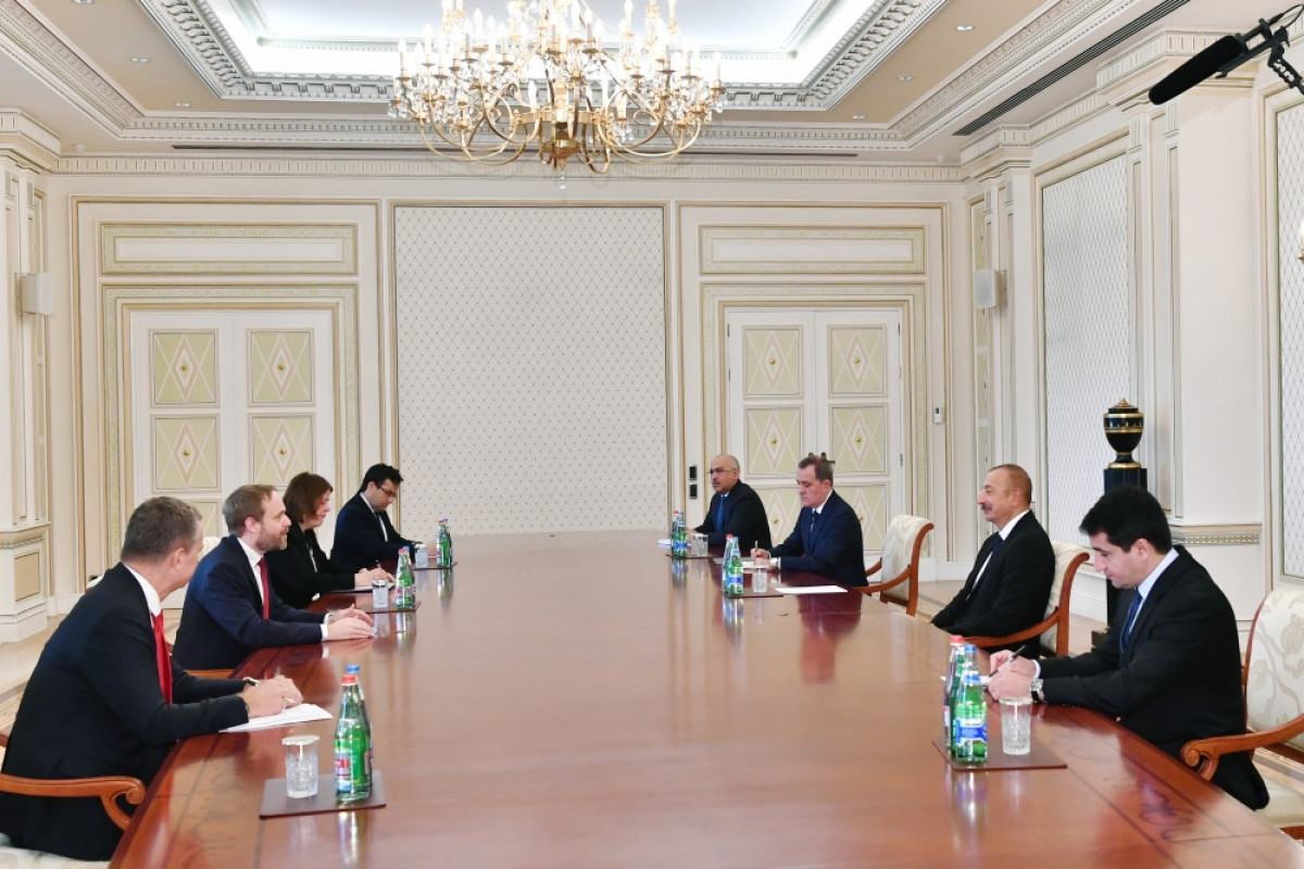 President Ilham Aliyev received Czech Foreign Minister