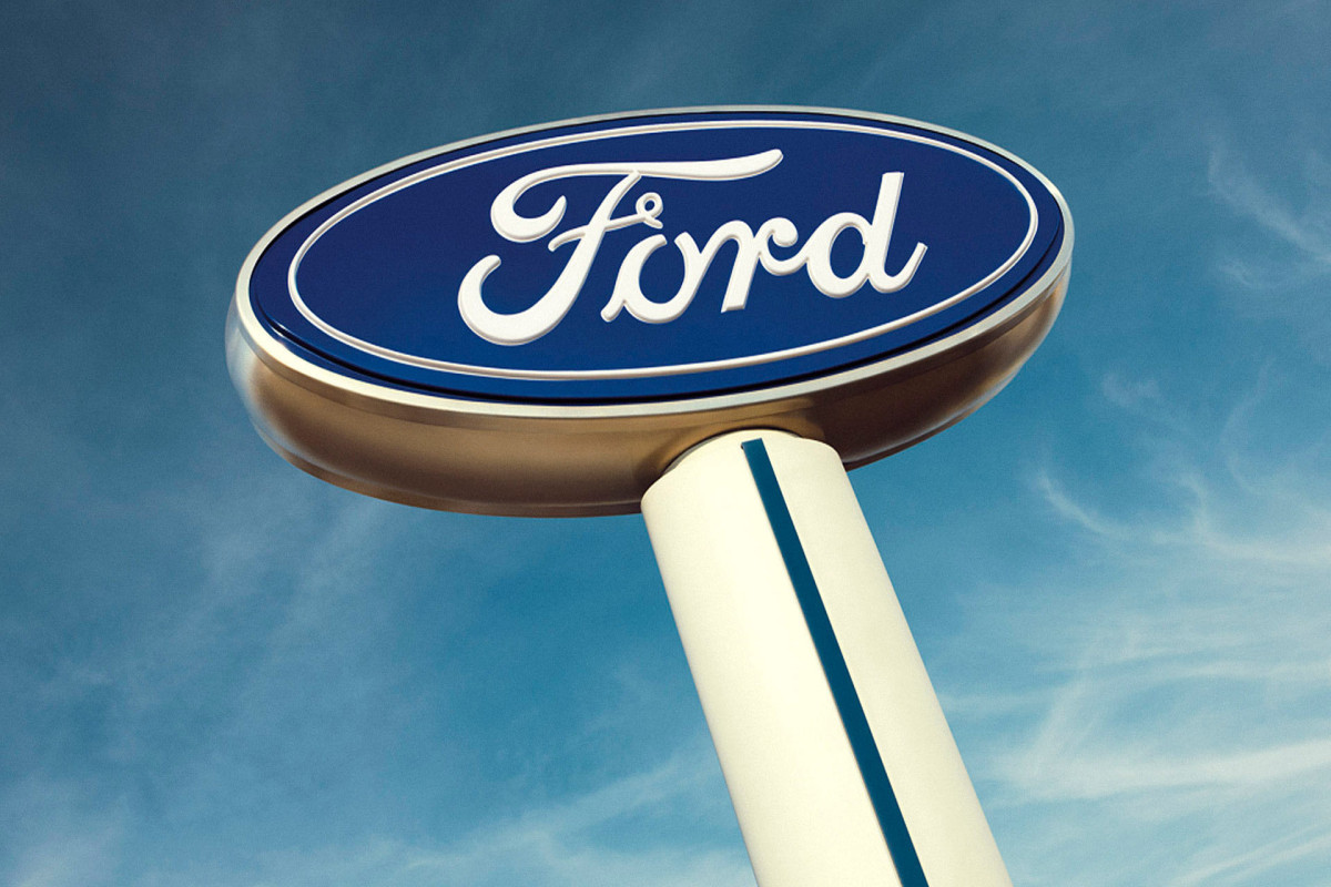 "Ford" 737 mindən çox avtomobilini geri çağırıb