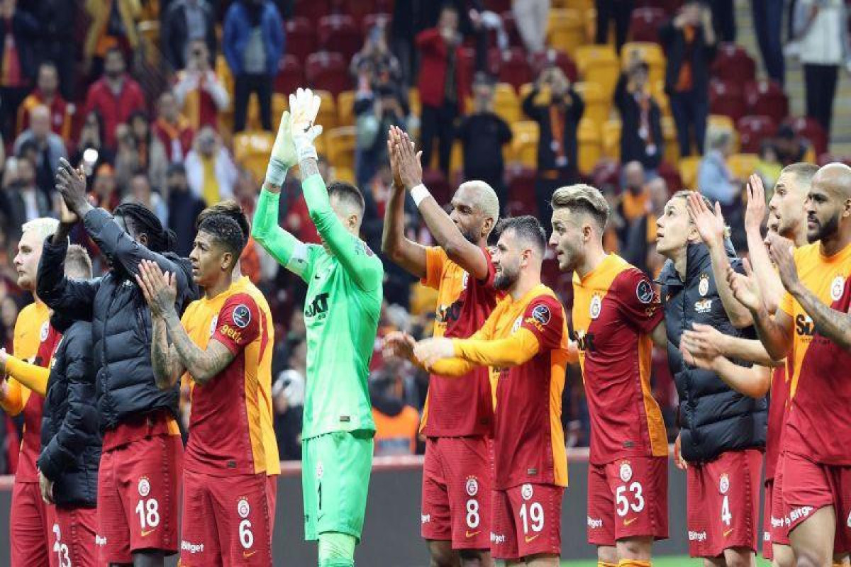“Qalatasaray”dan gedəcək 6 futbolçu bəlli olub