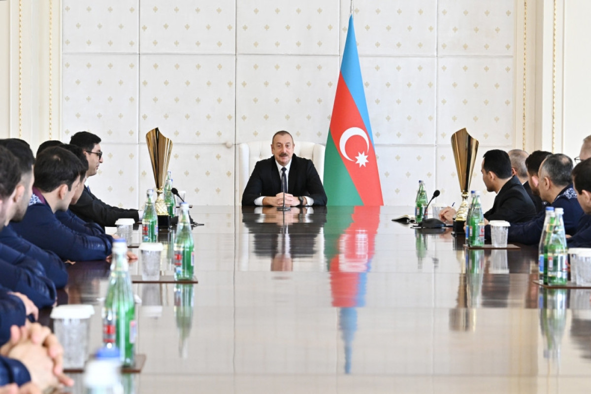 Prezident güləş üzrə Azərbaycan millisinin üzvlərini qəbul edib