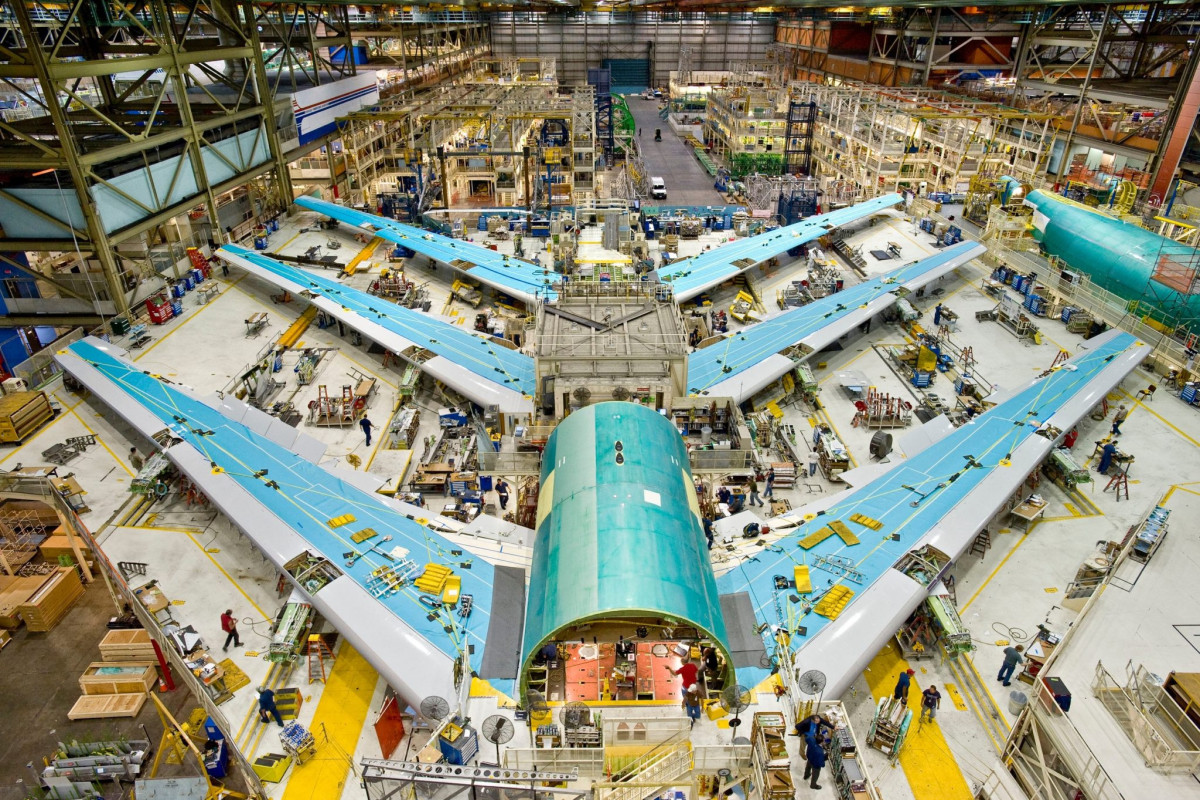 “Boeing” Yaponiyadan titan almağa başlayıb