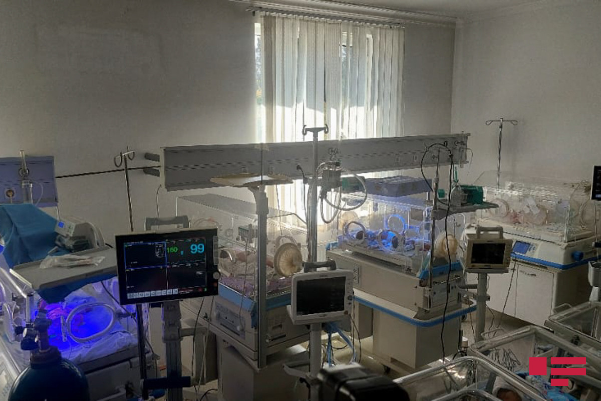 Gəncə Perinatal Mərkəzi: 16 yaşlı ana xəstəxanada təvəllüdünü gizlədib - FOTO 