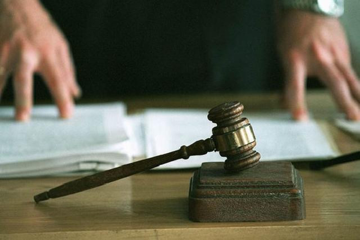 Qumbara partlaması nəticəsində ölən keçmiş məhkumla birgə tutulan şəxsə hökm oxunub