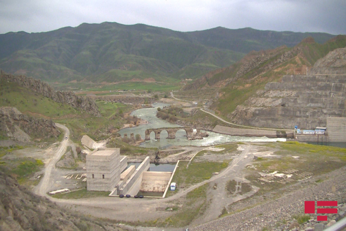 Iran and Azerbaijan agree to continue work on "Khudaferin" and "Giz Galasi" HPPs