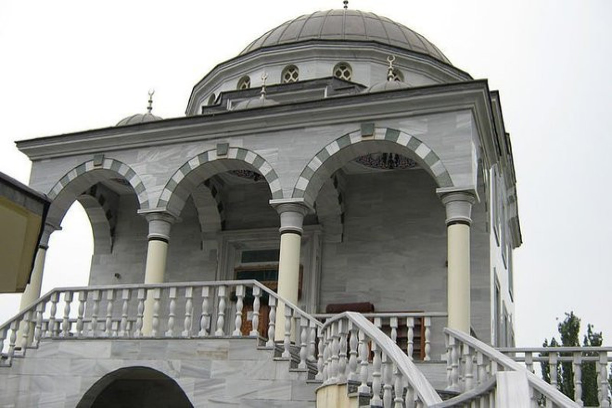 KİV: Mariupolda məsciddə girovluqdan azad olunan müsəlmanlar Azərbaycan vətəndaşlarıdır