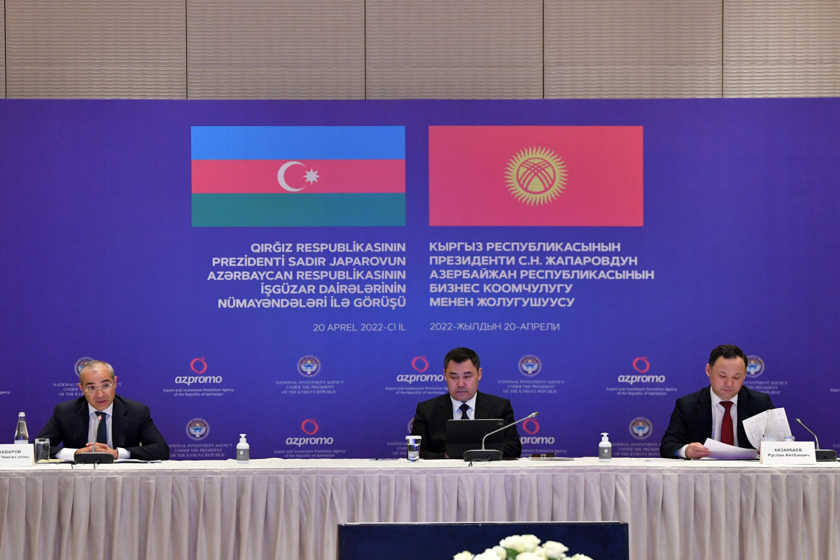 Qırğızıstan Prezidenti Azərbaycanın işgüzar dairələrinin nümayəndələri ilə görüşüb - FOTO 