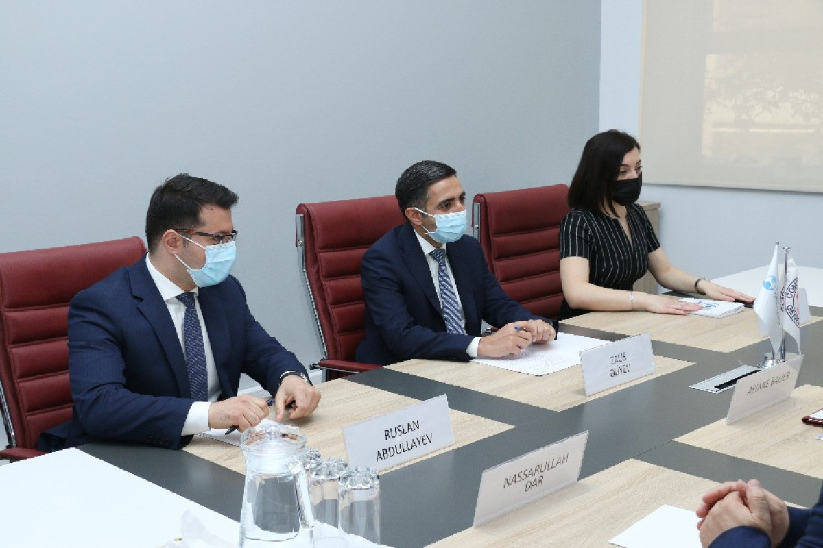 Встреча председателя правления Госагентства по ОМС Заура Алиева с Ариан Бауэр