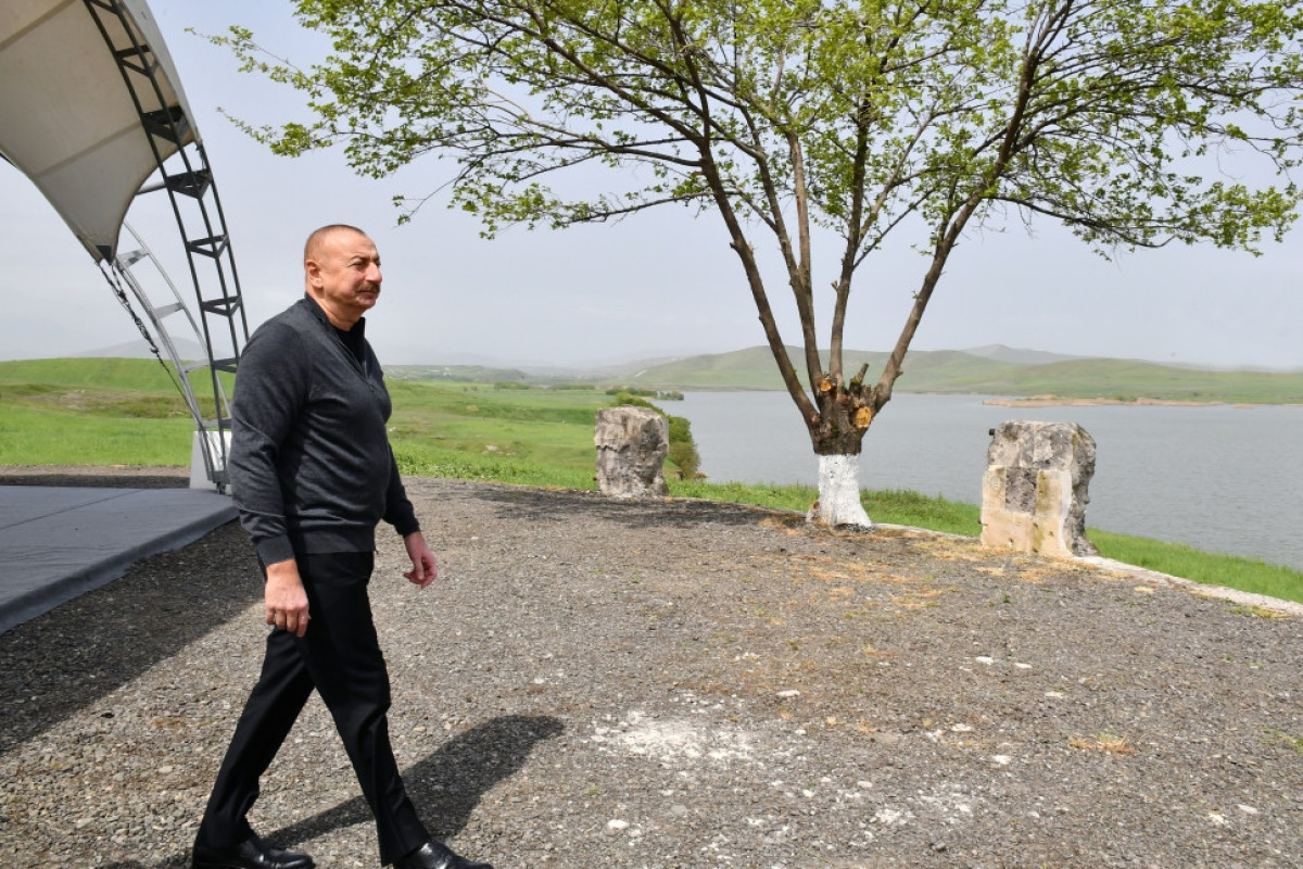 Президент Ильхам Алиев ознакомился с ремонтно-восстановительными работами на Кондаланчайском водохранилище