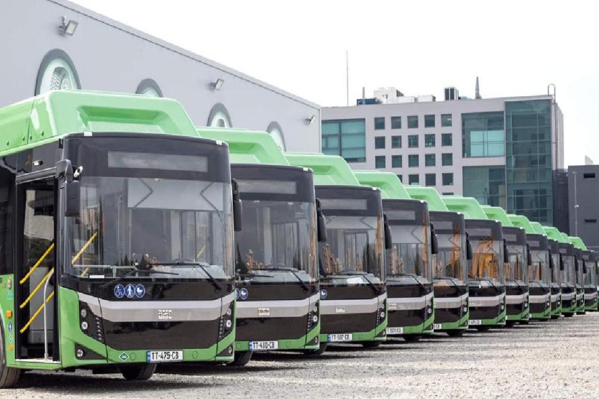 Azerbaijan's bus and microbus import from Turkiye sharply increased