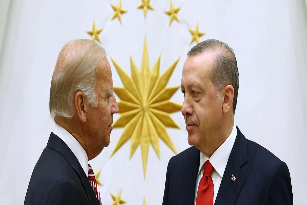 Эрдоган призвал Байдена изучать историю армян