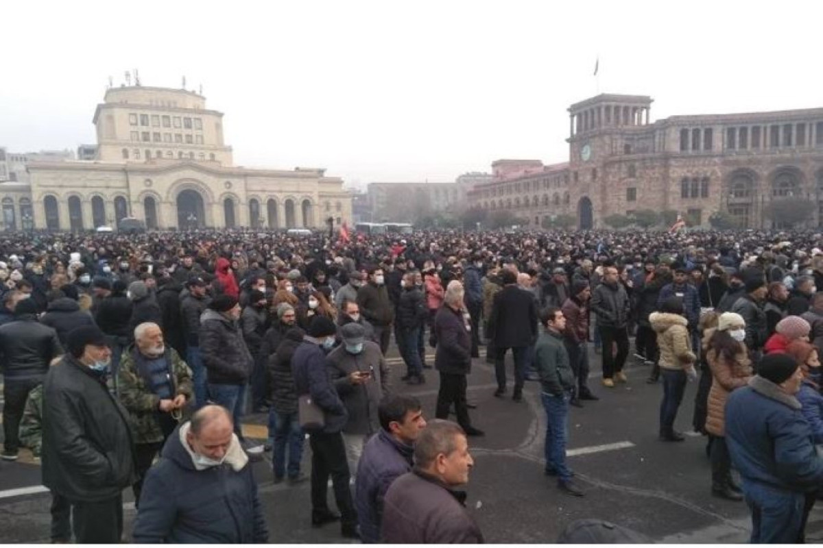 Armenian opposition holds protest rally
