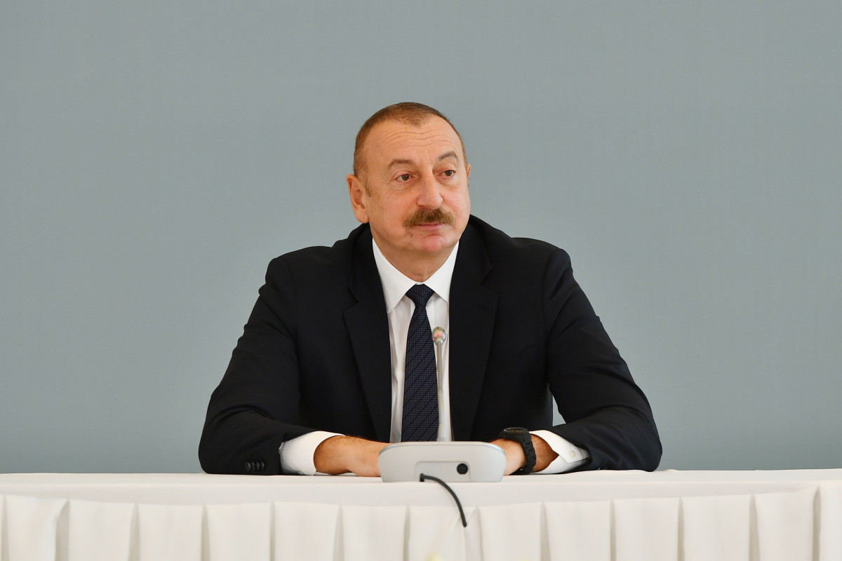 Prezident: “Ermənistan Azərbaycana və Türkiyəyə qarşı ərazi iddialarından imtina etməlidir”