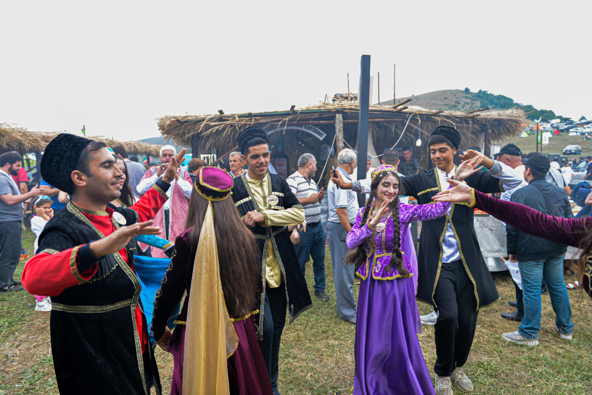 “Azerçay” Milli Yaylaq Festivalında iştirak edib - FOTO 