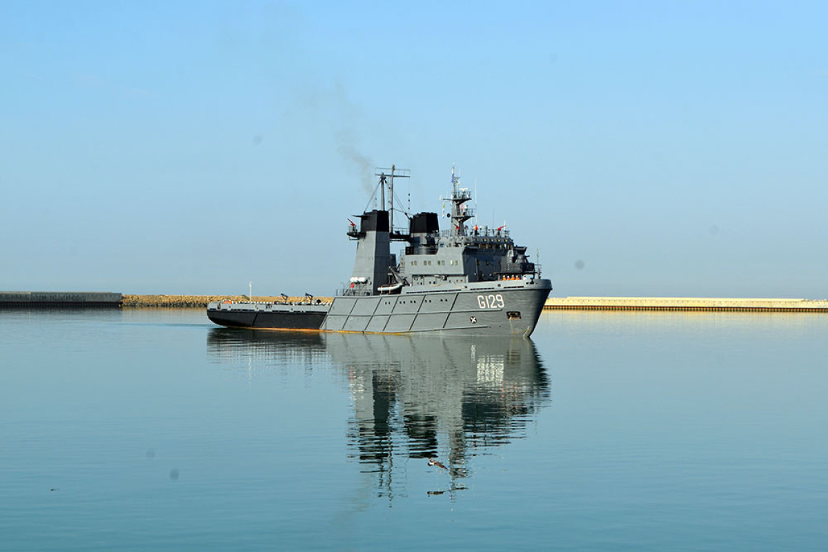 Корабли ВМС Азербайджана вернулись из России
