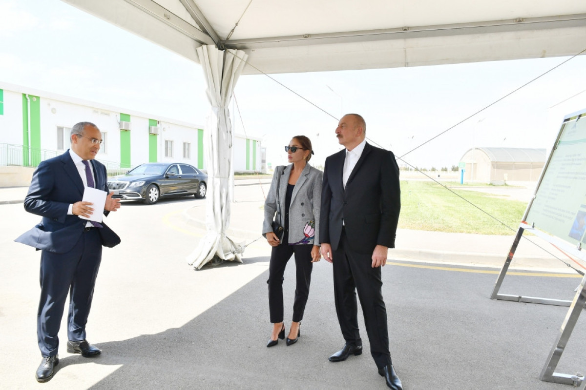 Prezident “Grand-Agro İnvitro”nun müəssisəsi ilə tanış olub, “Azbadam” emal zavodunun açılışında iştirak edib