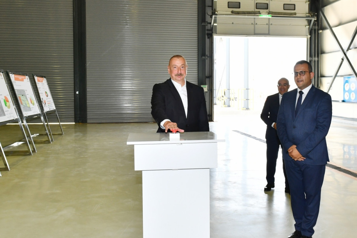 Prezident “Grand-Agro İnvitro”nun müəssisəsi ilə tanış olub, “Azbadam” emal zavodunun açılışında iştirak edib