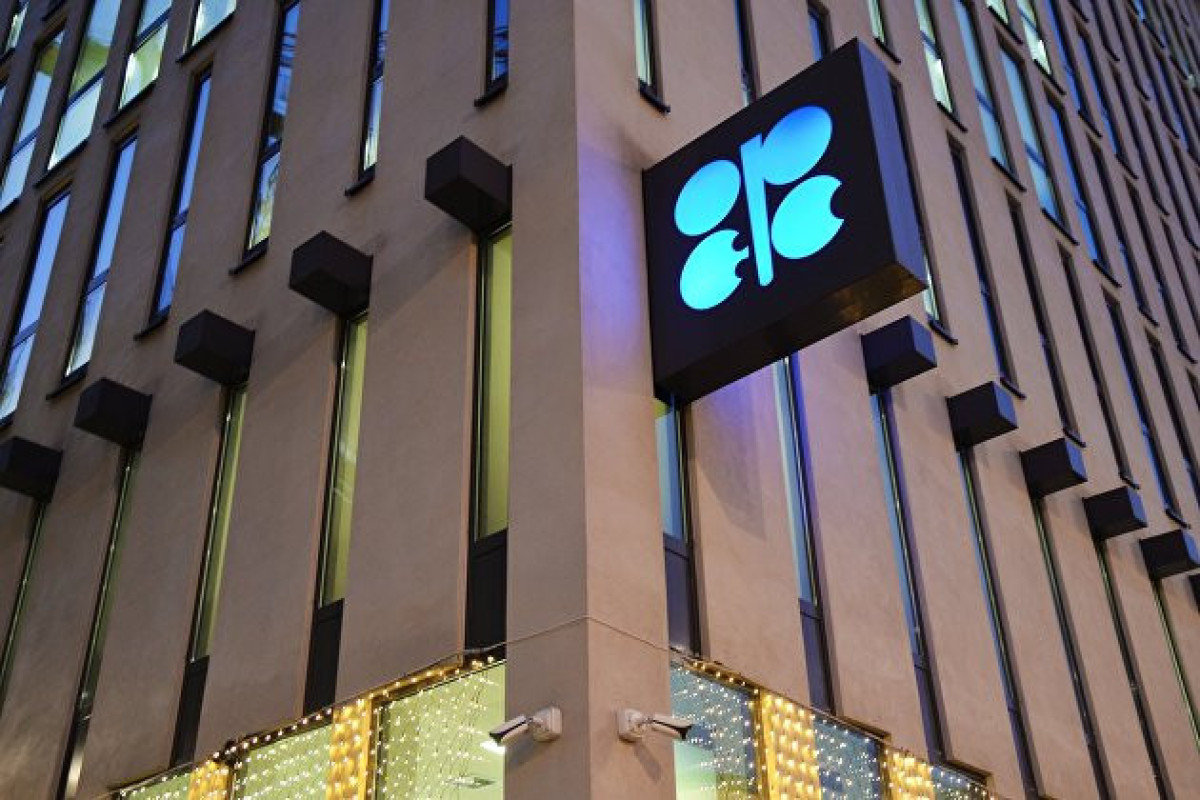 OPEC+ sentyabrda neft hasilatının sutkada 100 min barel artırılmasını təsdiqləyib