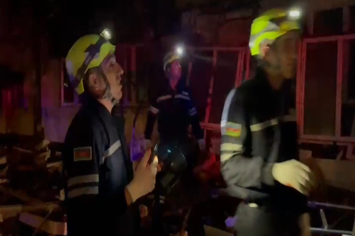 FHN: Xırdalanda yaşayış binasındakı partlayış qaz sızmasından olub - VİDEO - YENİLƏNİB 4 