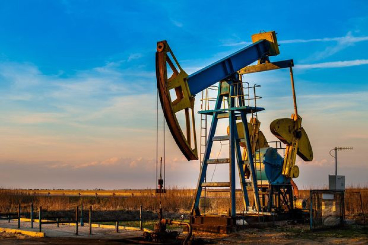 Азербайджанская нефть снова подешевела