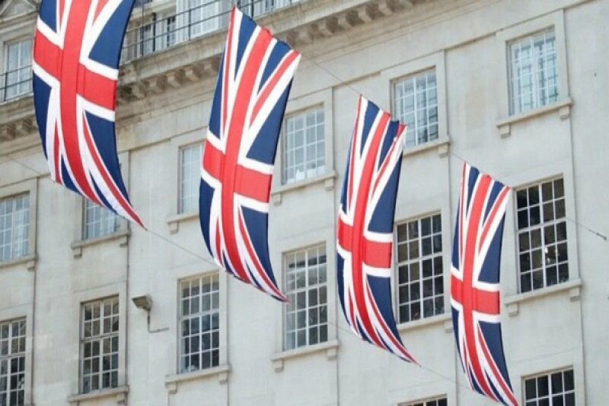 Великобритания осудила нападение на посольство Азербайджана в Лондоне