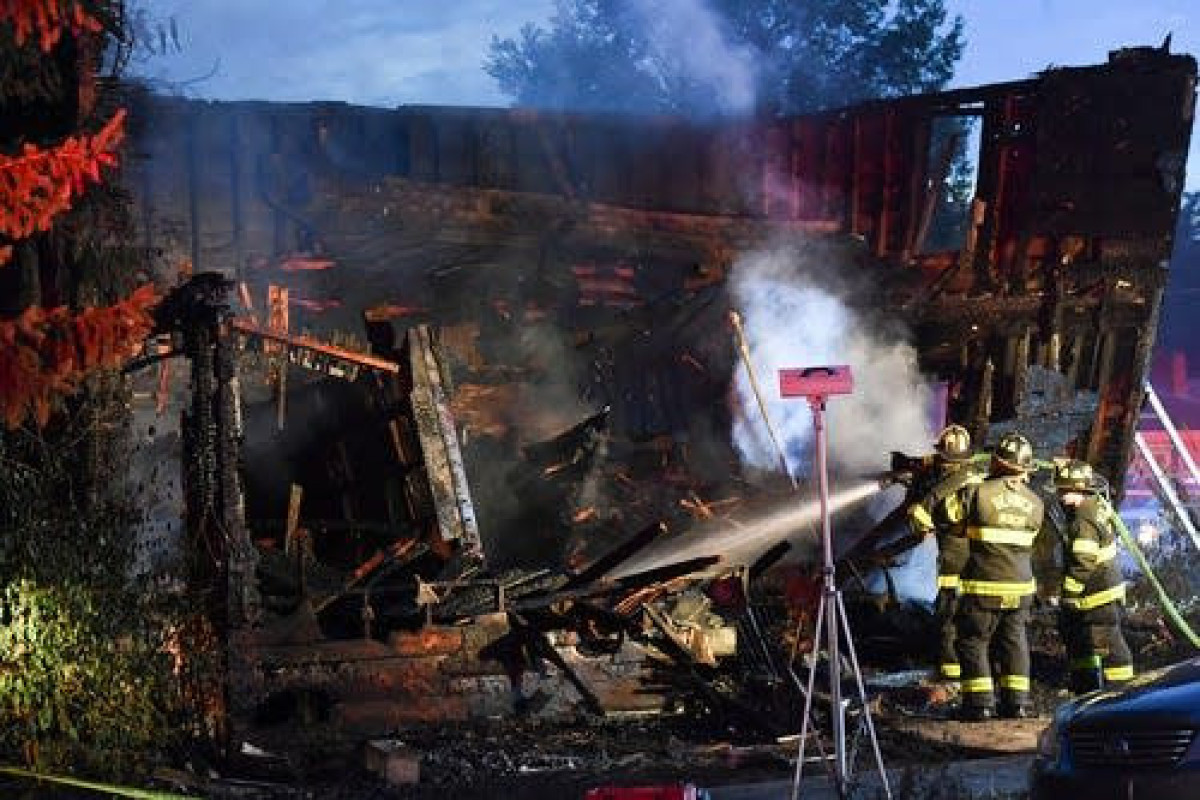 10 people, including 3 children, killed in Pennsylvania house fire-PHOTO -UPDATED 