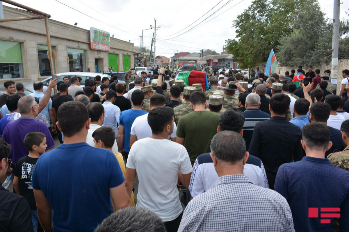 Похороны ставшего шехидом военнослужащего Худиева Самира Самед оглу
