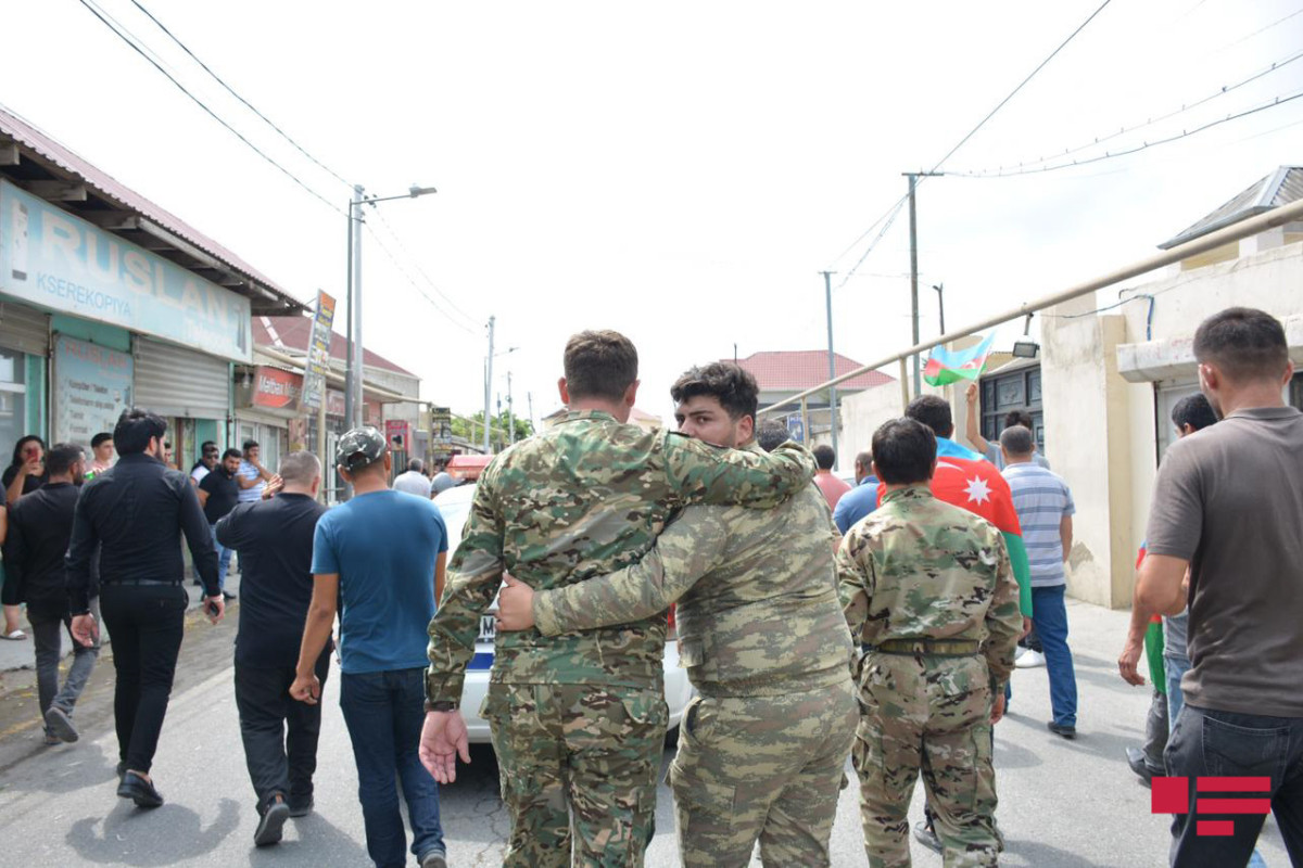 Azərbaycan Ordusunun hərbi qulluqçusu Bakıda dəfn olunub - FOTO 