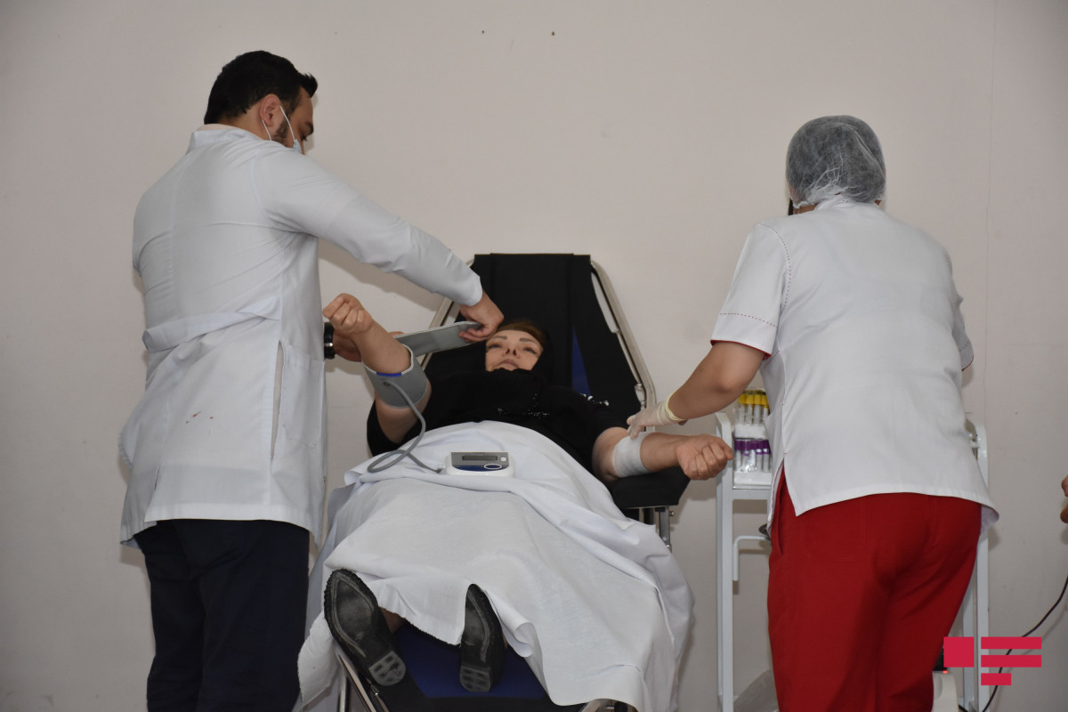 В Азербайджане прошла акция по сдаче крови в связи с Ашурой