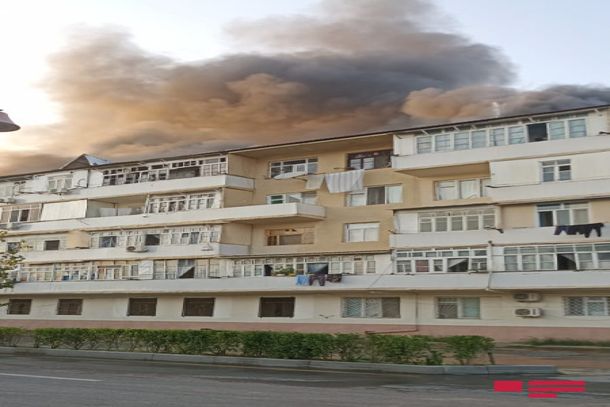 В Евлахе вспыхнул пожар в общежитии