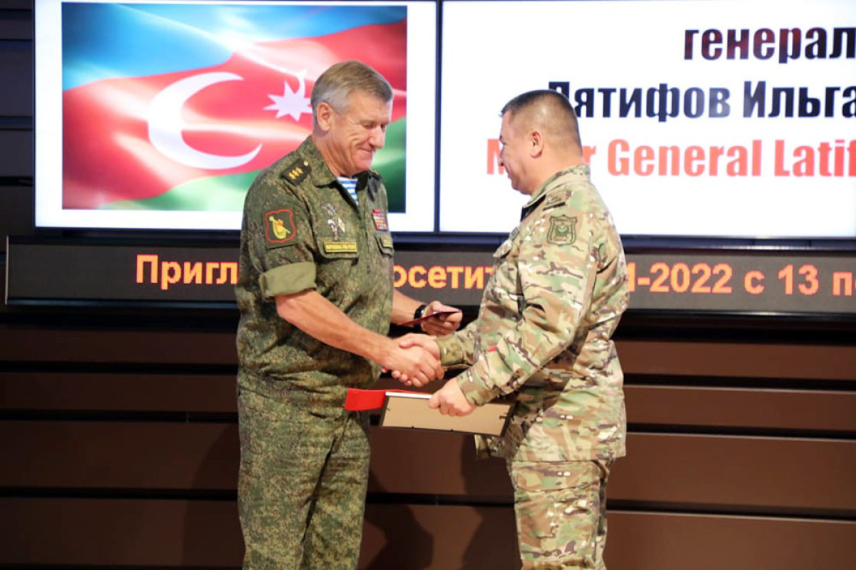 “Tank biatlonu” müsabiqəsinin hakimlərinə sertifikatlar təqdim edilib - FOTO 
