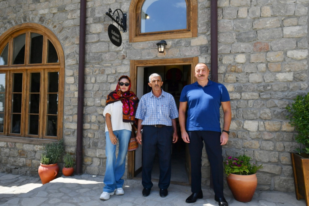 Президент Ильхам Алиев и Мехрибан Алиева ознакомились с реставрационными работами в заповеднике «Басгал»