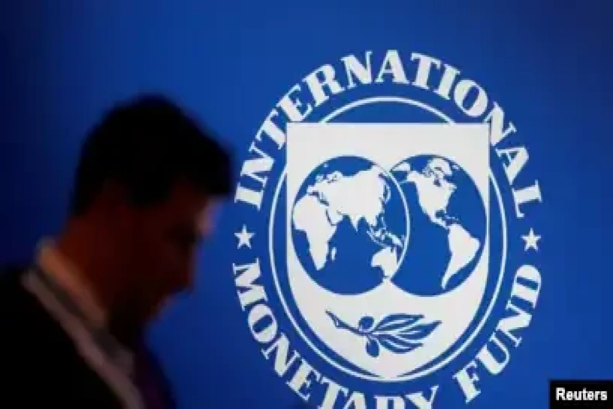 Key Ukrainian adviser says new, $5 bln IMF loan would reassure other creditors
