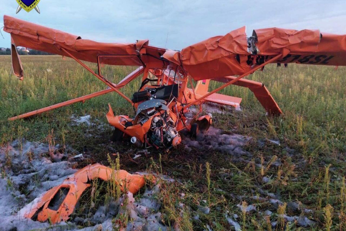 В Белоруссии упал легкомоторный самолет, два пилота погибли
