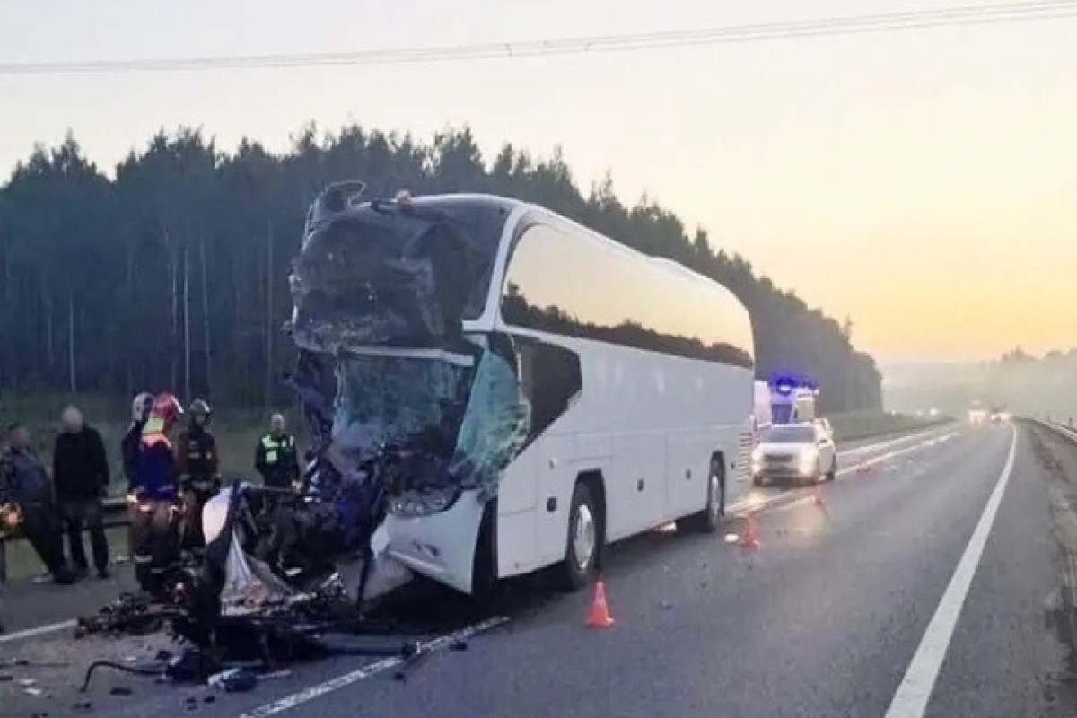 Bolqarıstanda turist avtobusu qəzaya uğrayıb, 17 uşaq xəstəxanaya yerləşdirilib