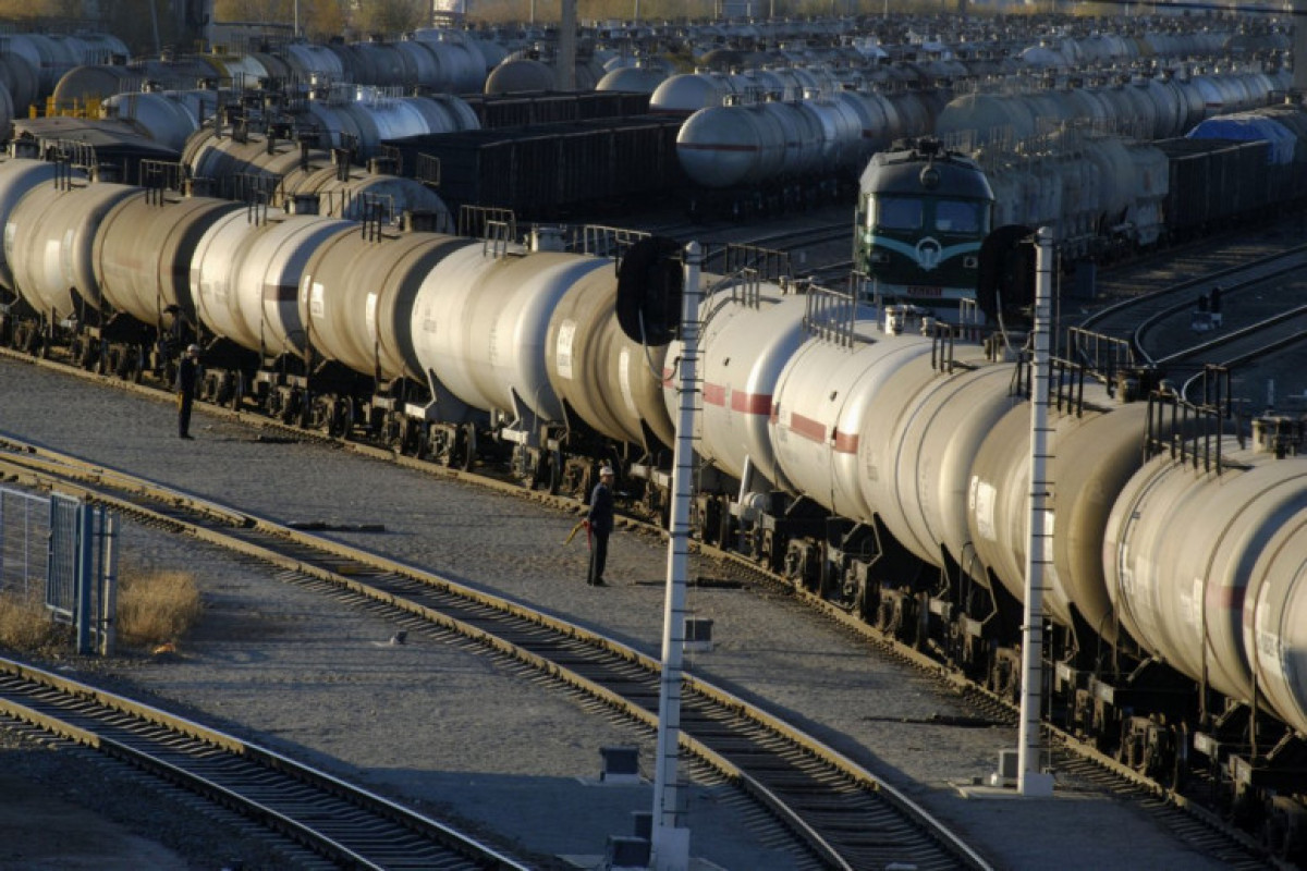 Azerbaijan sharply decreases export of liquefied gas