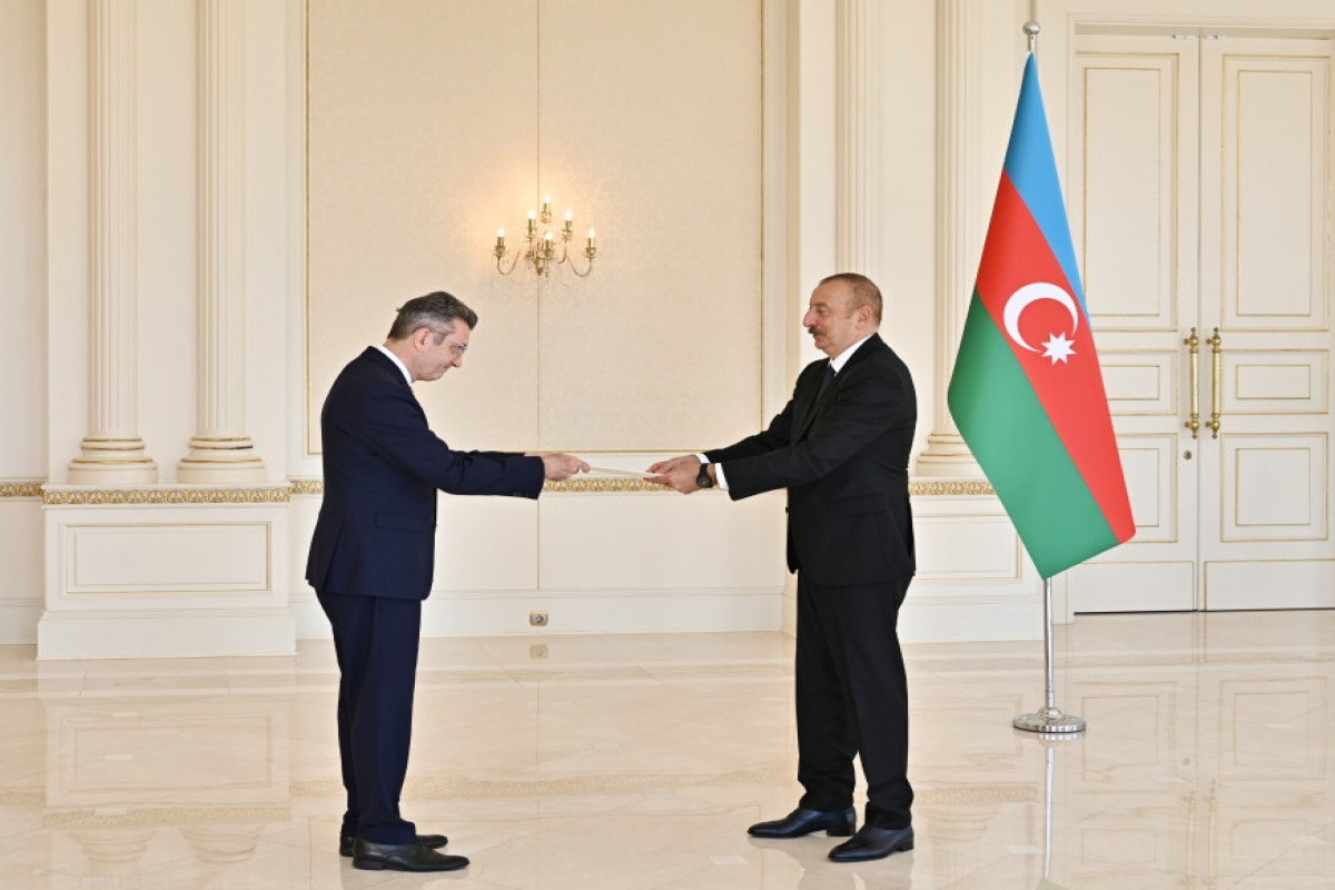 President Ilham Aliyev received  credentials of newly appointed ambassador of Germany to Azerbaijan