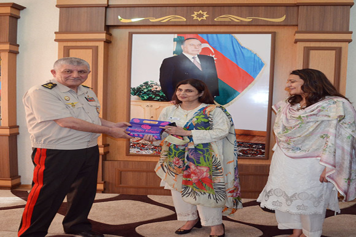 Обсуждено сотрудничество в сфере военного образования между Азербайджаном и Пакистаном