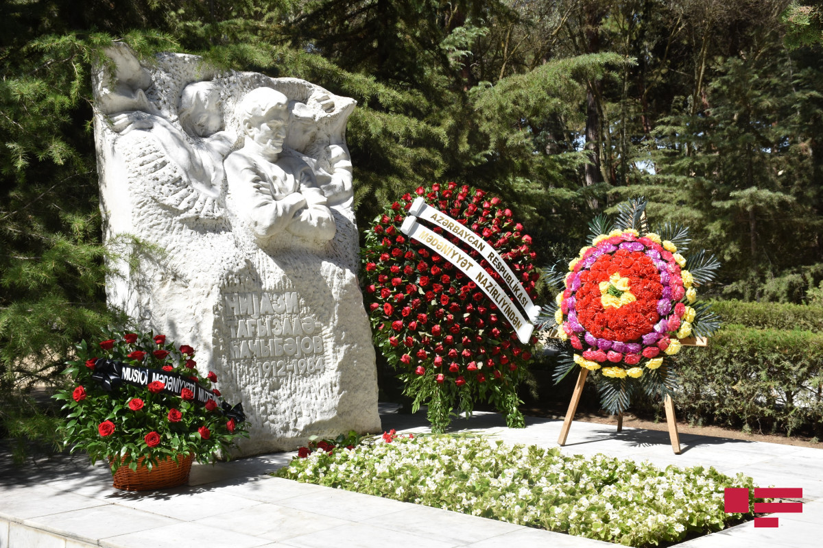 Niyazinin anım tədbiri keçirilib - FOTO 