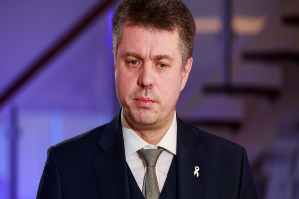 Estoniya XİN Duqinanı öldürən şəxsin bu ölkəyə uçmasına münasibət bildirib