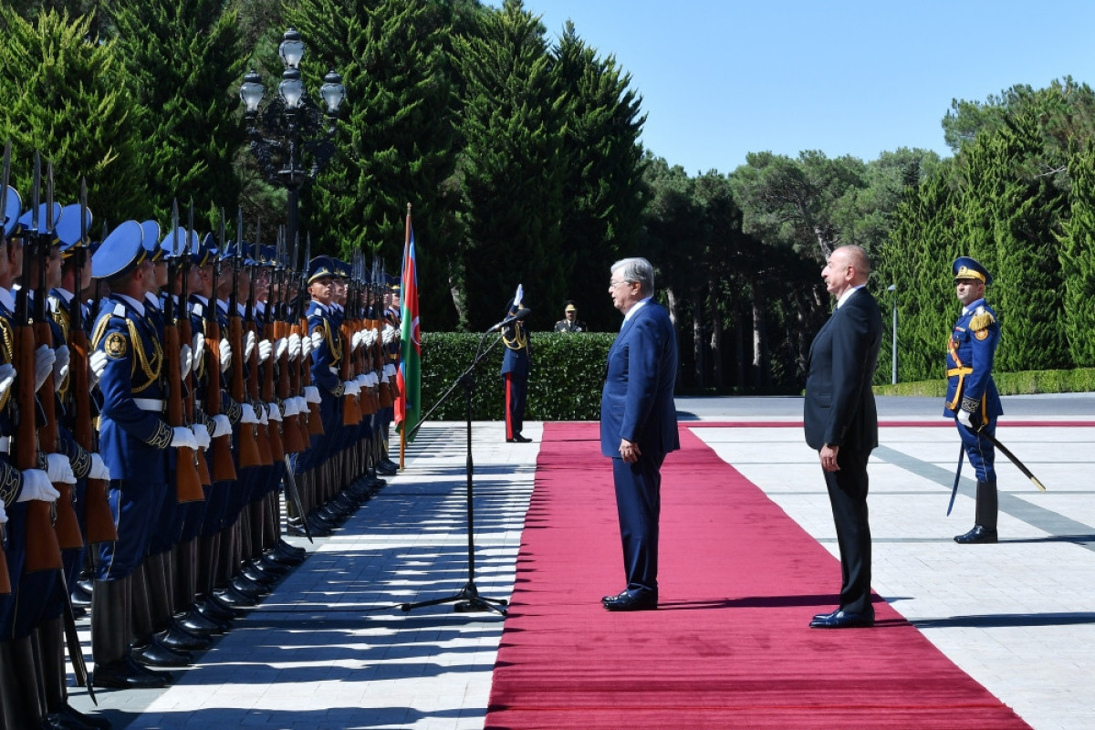 Qazaxıstan Prezidentinin rəsmi qarşılanma mərasimi olub - FOTO 