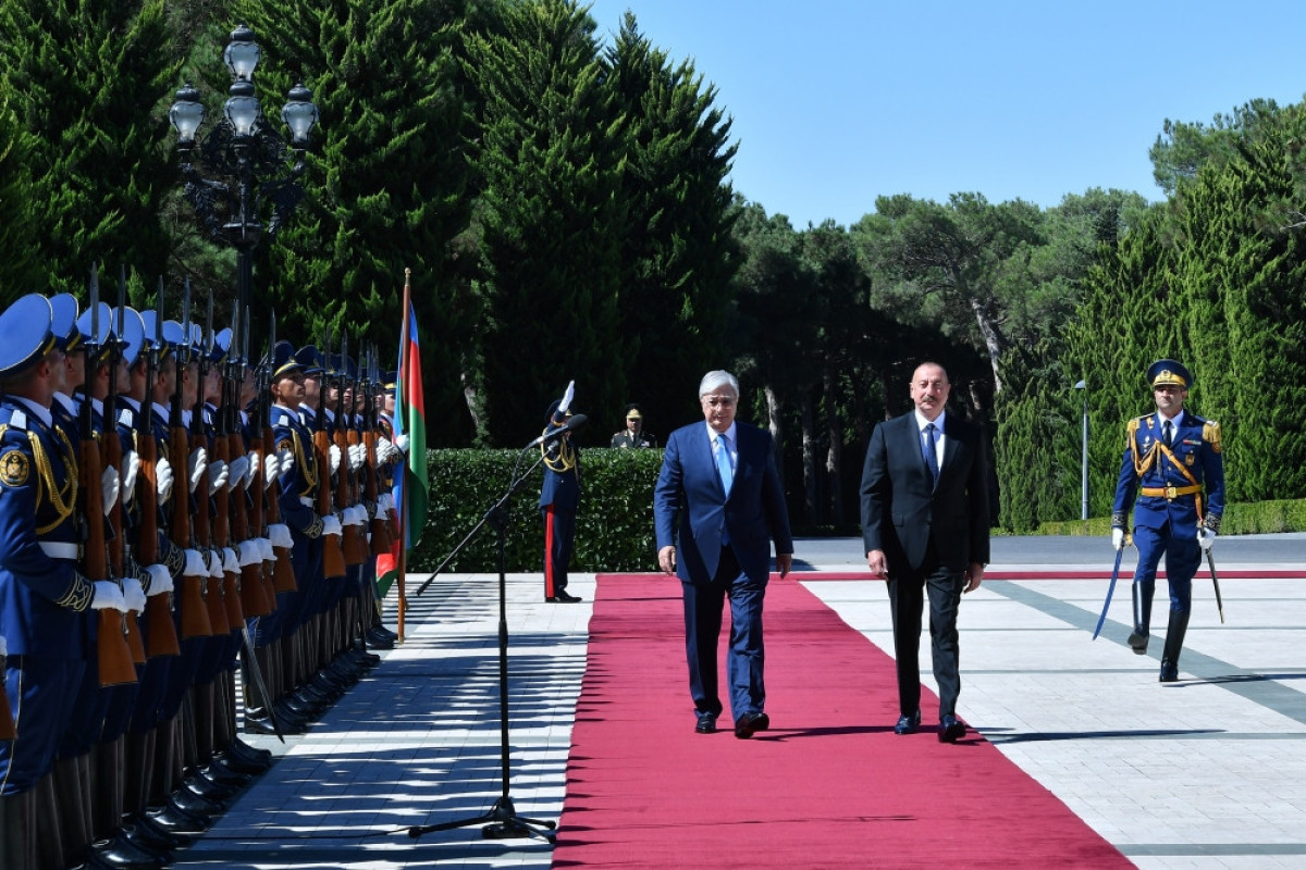 Qazaxıstan Prezidentinin rəsmi qarşılanma mərasimi olub - FOTO 