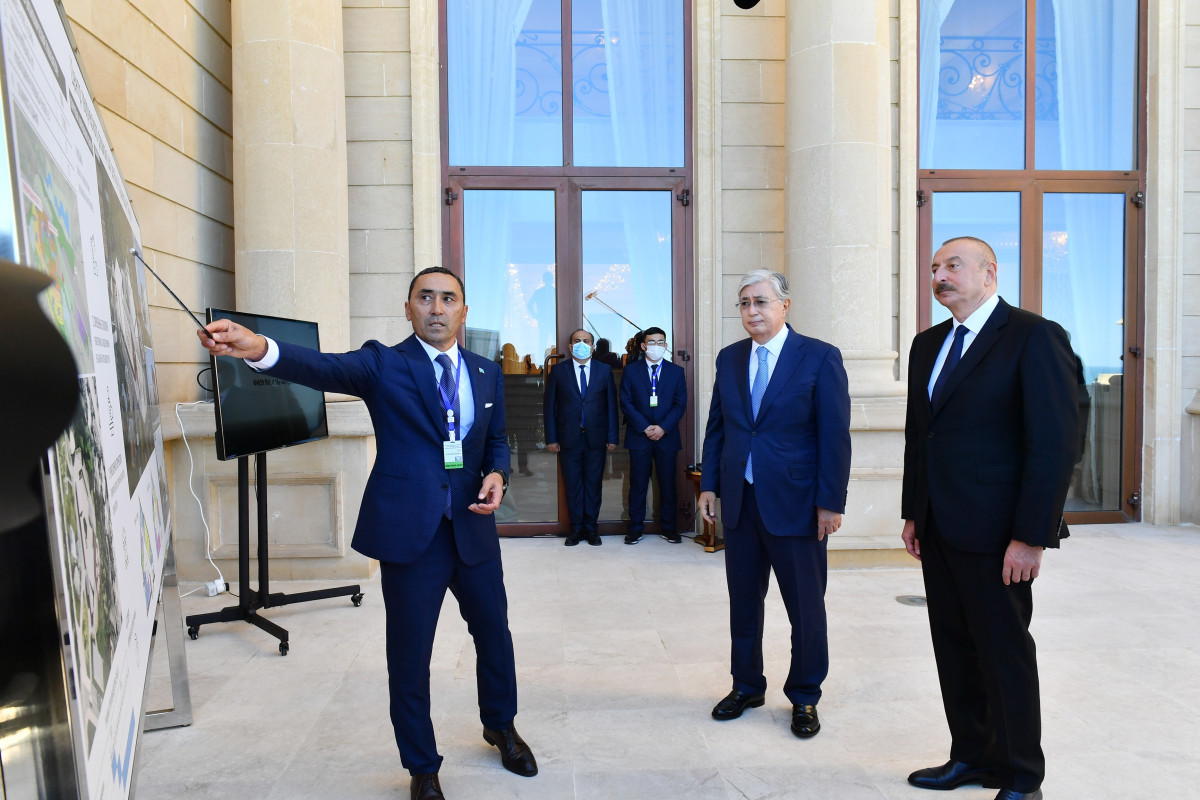 Azərbaycan və Qazaxıstan prezidentləri Füzulidə uşaqlar üçün inşa ediləcək Kurmanqazı adına Yaradıcılığın İnkişafı Mərkəzinin layihəsi ilə tanış olublar  - YENİLƏNİB 