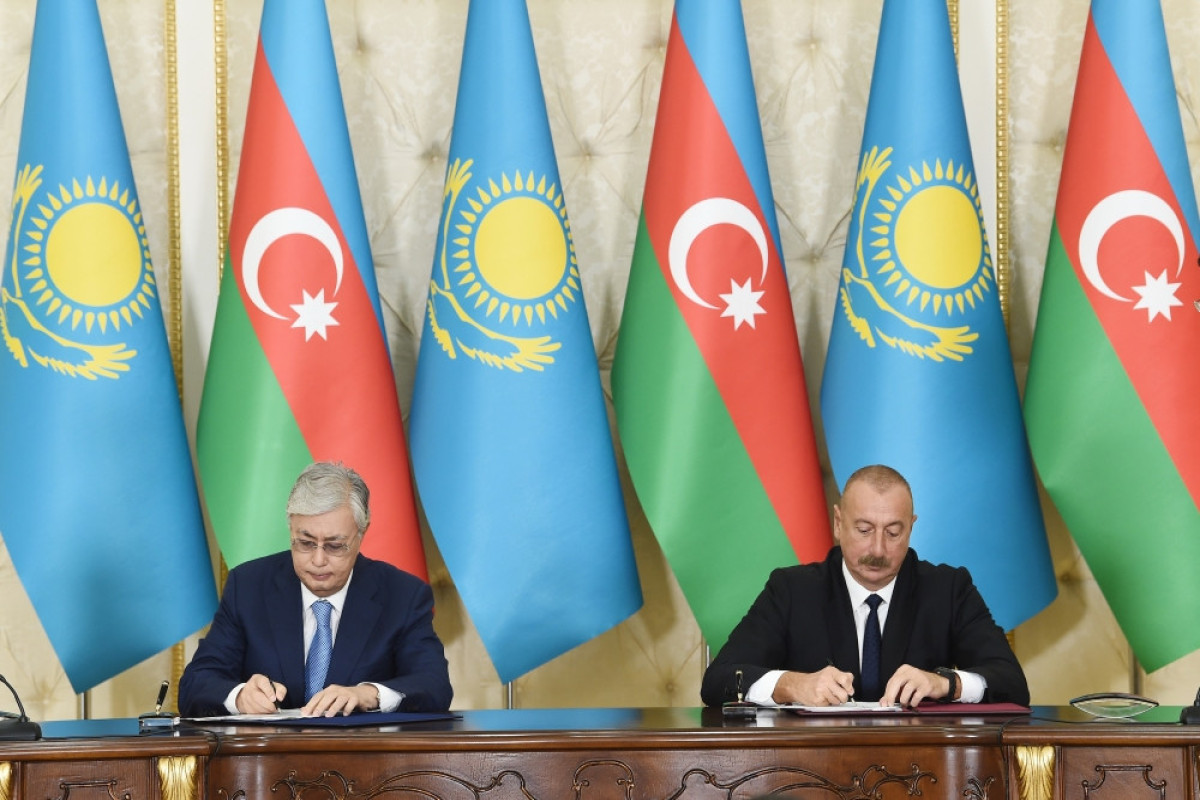 Azərbaycan-Qazaxıstan sənədləri imzalanıb - FOTO  - YENİLƏNİB 