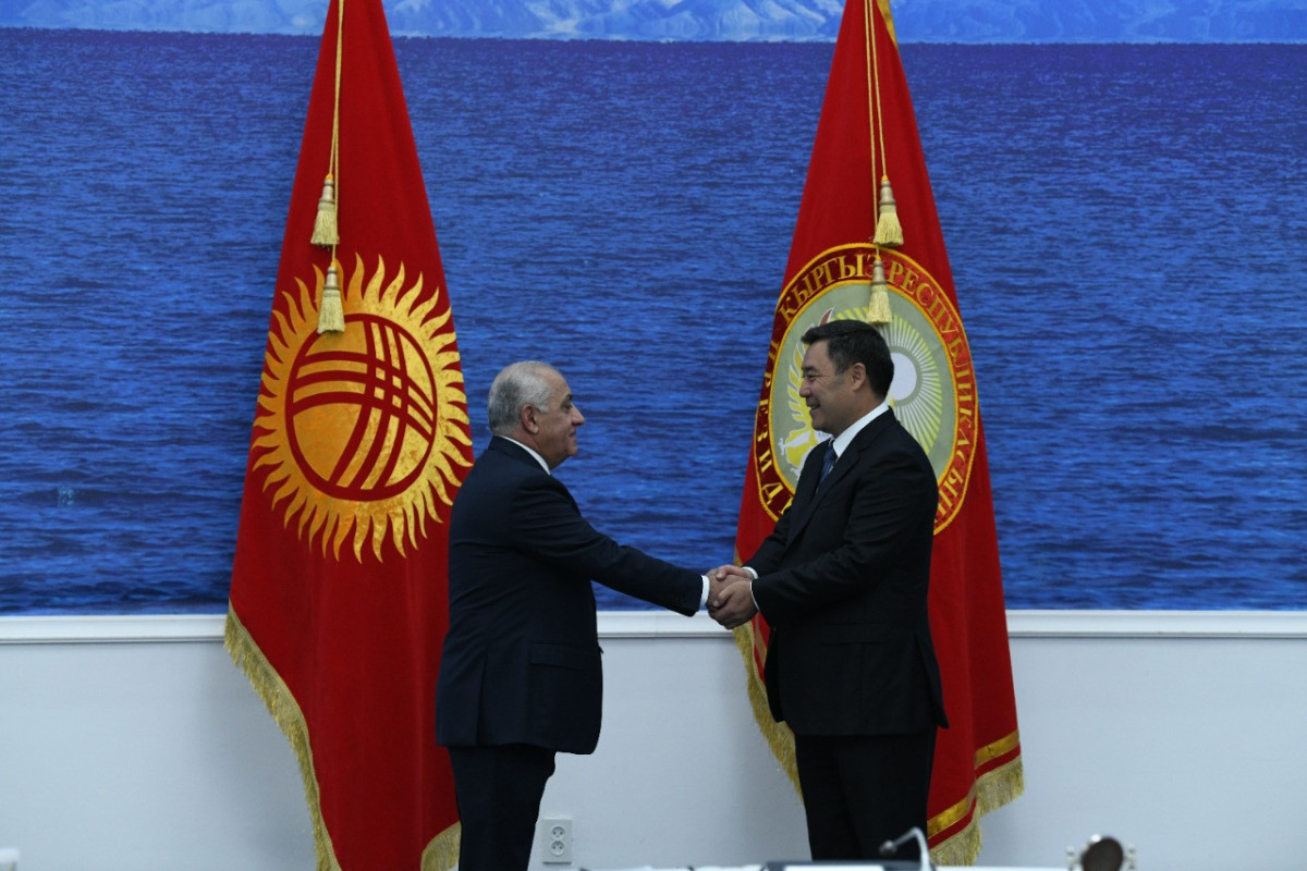Əli Əsədov, Qırğızıstan Prezidenti ilə görüş