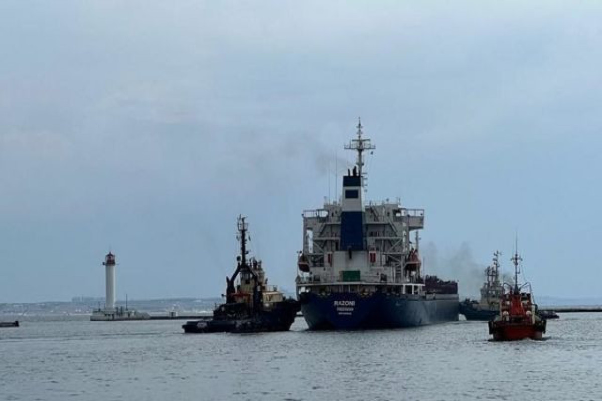 Четыре судна с сельхозпродукцией вышли из Украины 