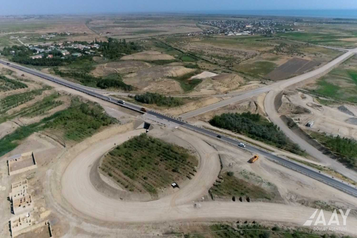 Bakı-Rusiya sərhədi avtomobil yolunun tikintisi sürətlə davam etdirilir - FOTO  - VİDEO 