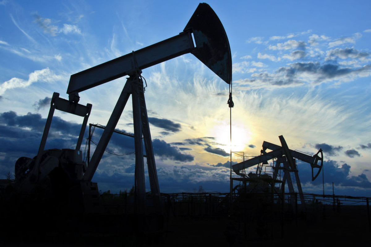 Страны ЕС согласовали потолок цен на нефть из России