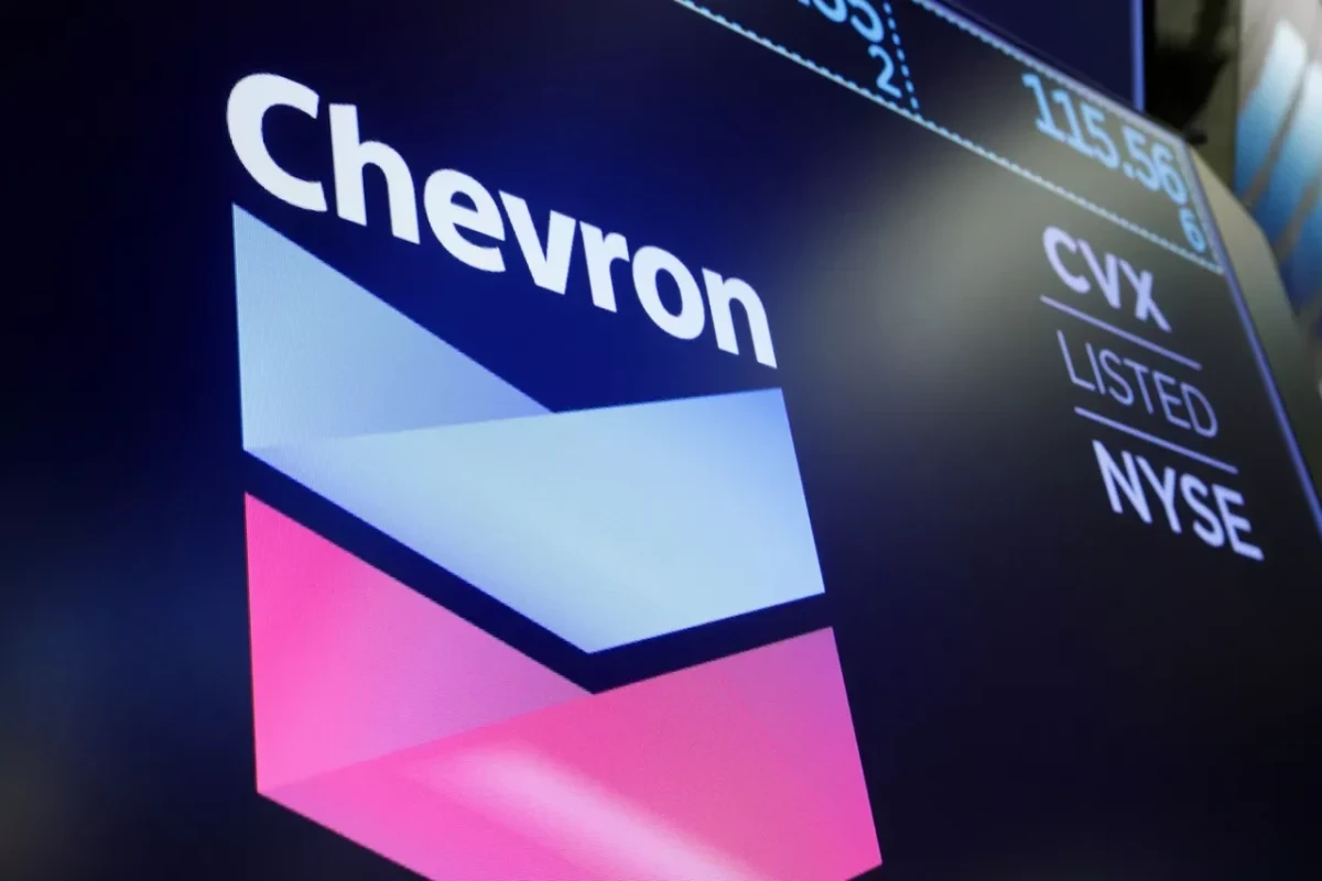 Chevron, Venezuela sign contracts to revive oil production, sources say